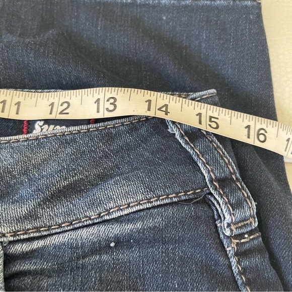 Silver Jeans Suki women’s mid Bermuda Shorts size 30/length 11 super stretch - Picture 8 of 12